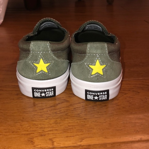 NEVER WORN Converse Floral Customized - Picture 4 of 6